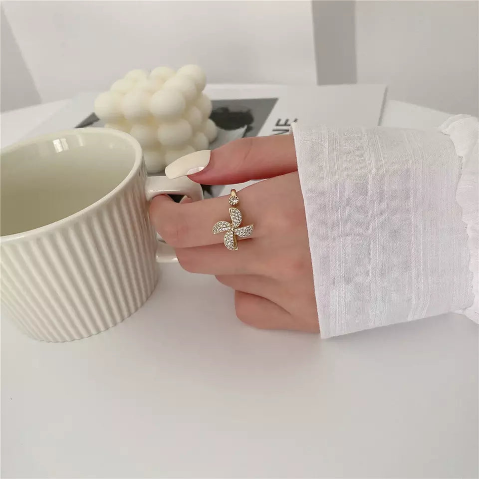 Rotating Windmill Adjustable Ring