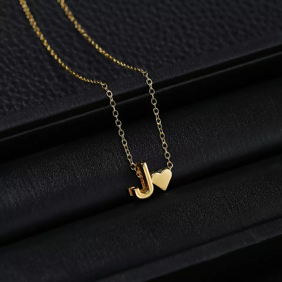 Style 26 Letter Heart Pendant Necklace Gold Plated