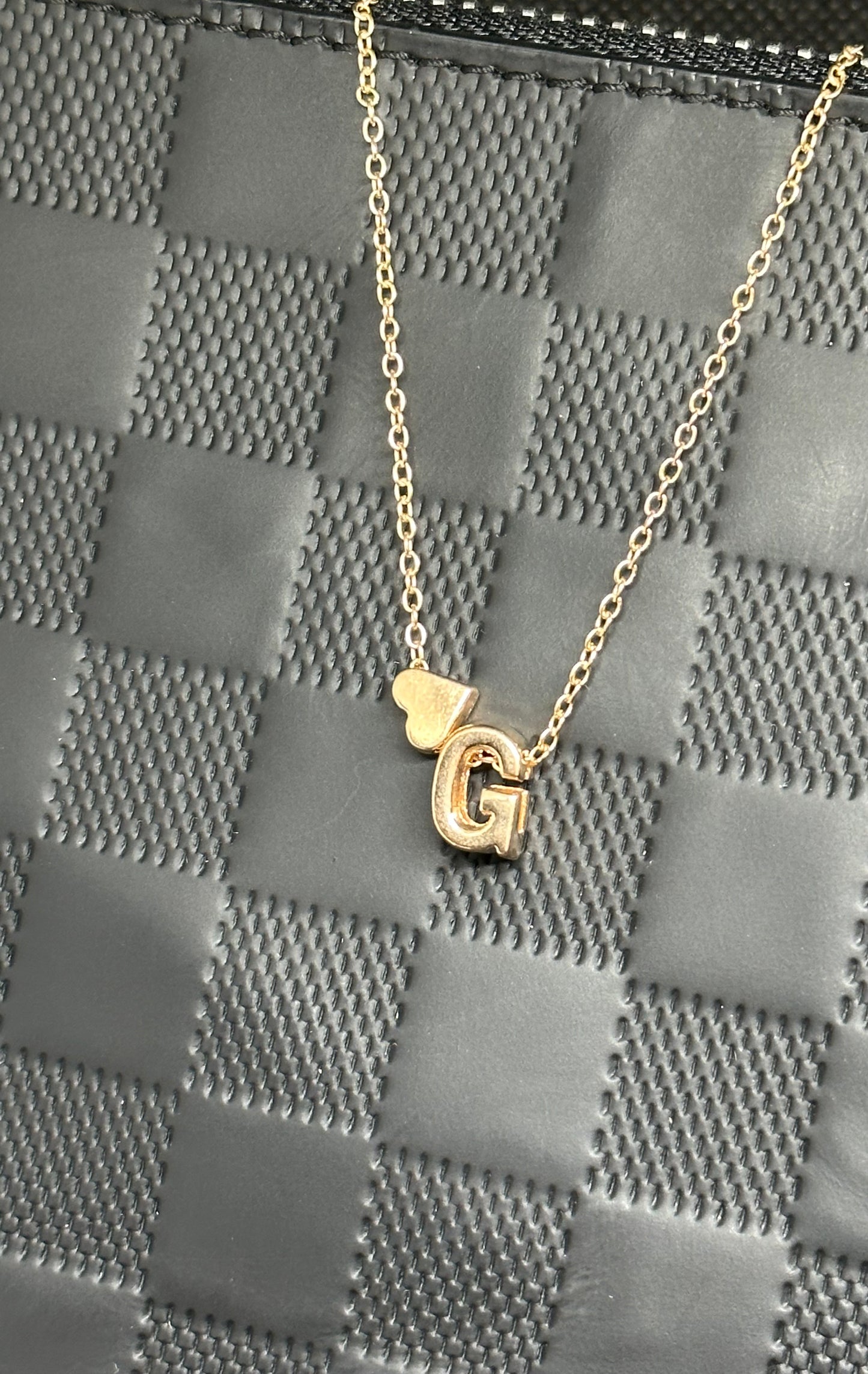 Style 26 Letter Heart Pendant Necklace Gold Plated